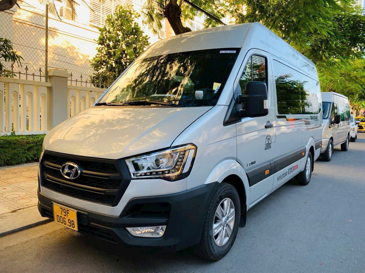 Thuê xe 16 chỗ tại Nha Trang